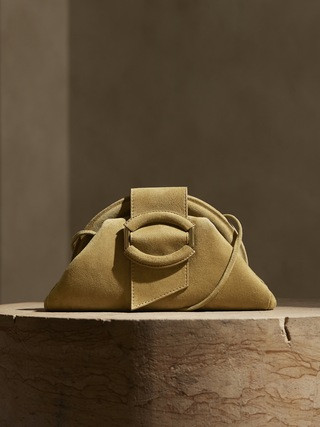 Mini Stella Cloud Clutch | Banana Republic (US)