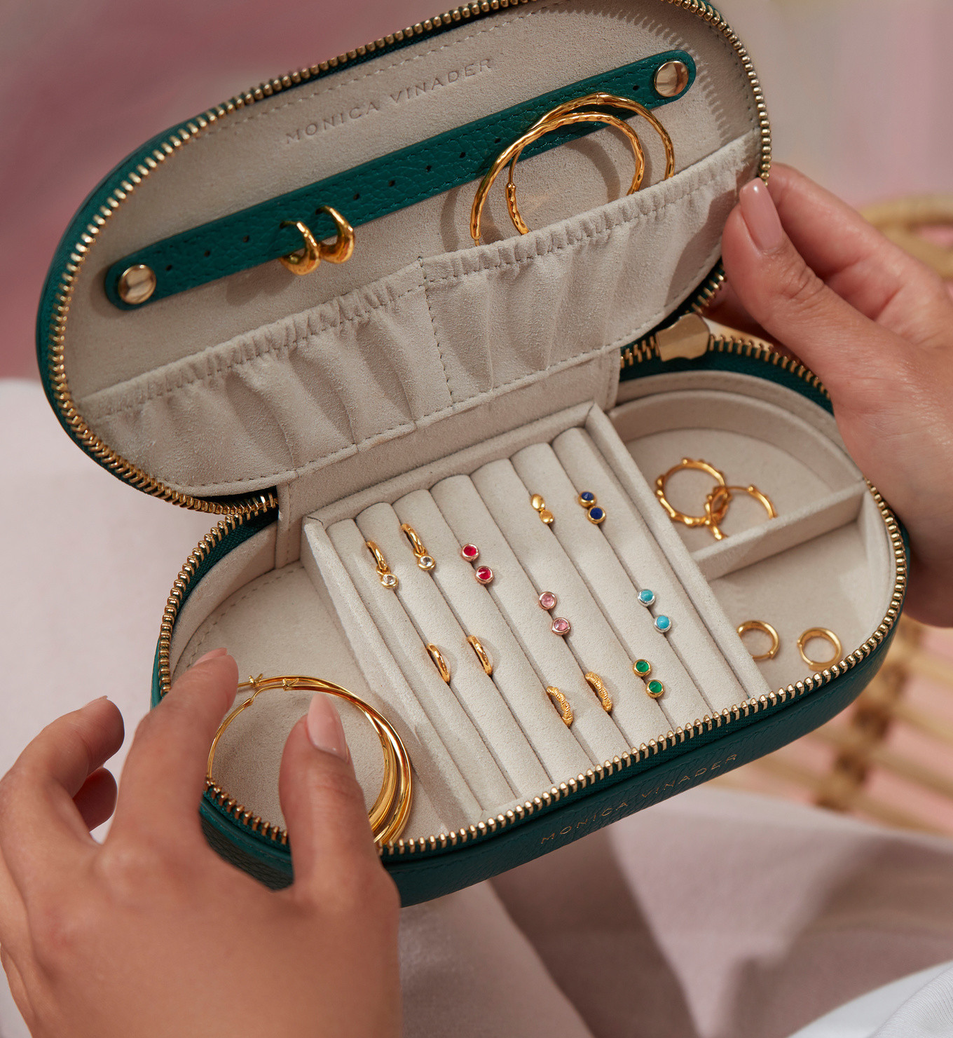 Leather Oval Jewellery Box | Monica Vinader (Global)