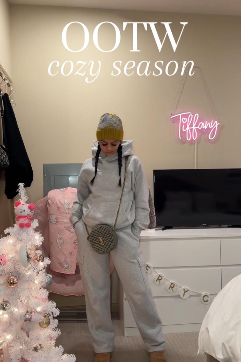 links to my cozy fits❄️


#LTKMostLoved #LTKGiftGuide

#LTKSeasonal