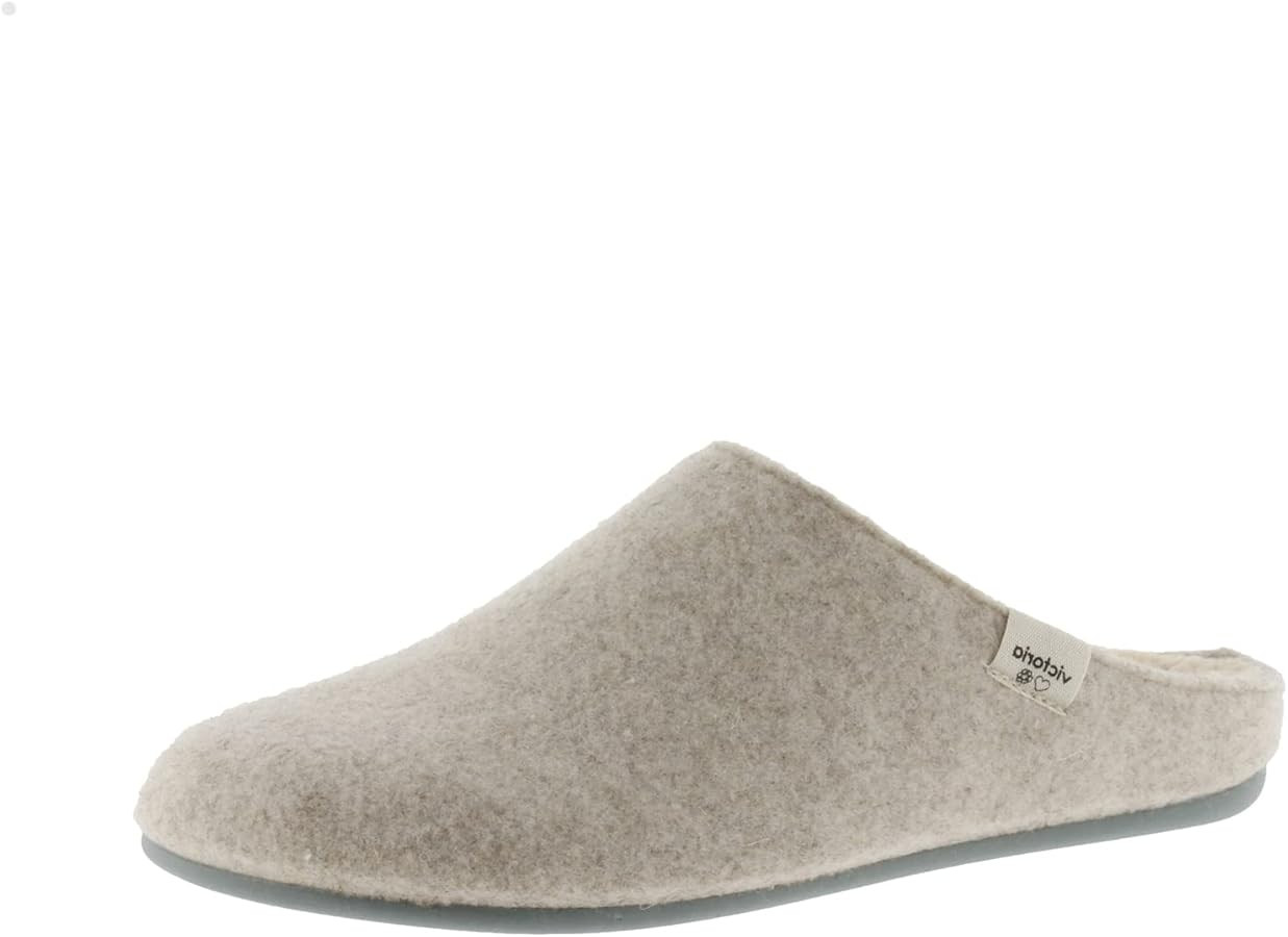 Victoria Women's Platform Slipper | Amazon (US)