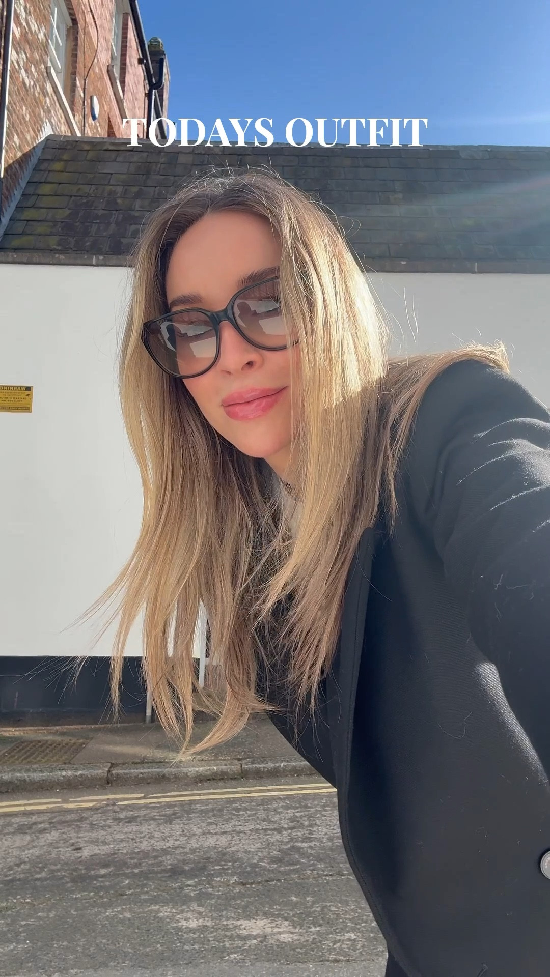 Straight from school run to my quarterly hair appointment so I needed to throw something on that was quick but still felt pulled together. An easy Spring layered look for you. 

The jacket & sunglasses are years old and no longer in stock but I’ve found almost identical options.