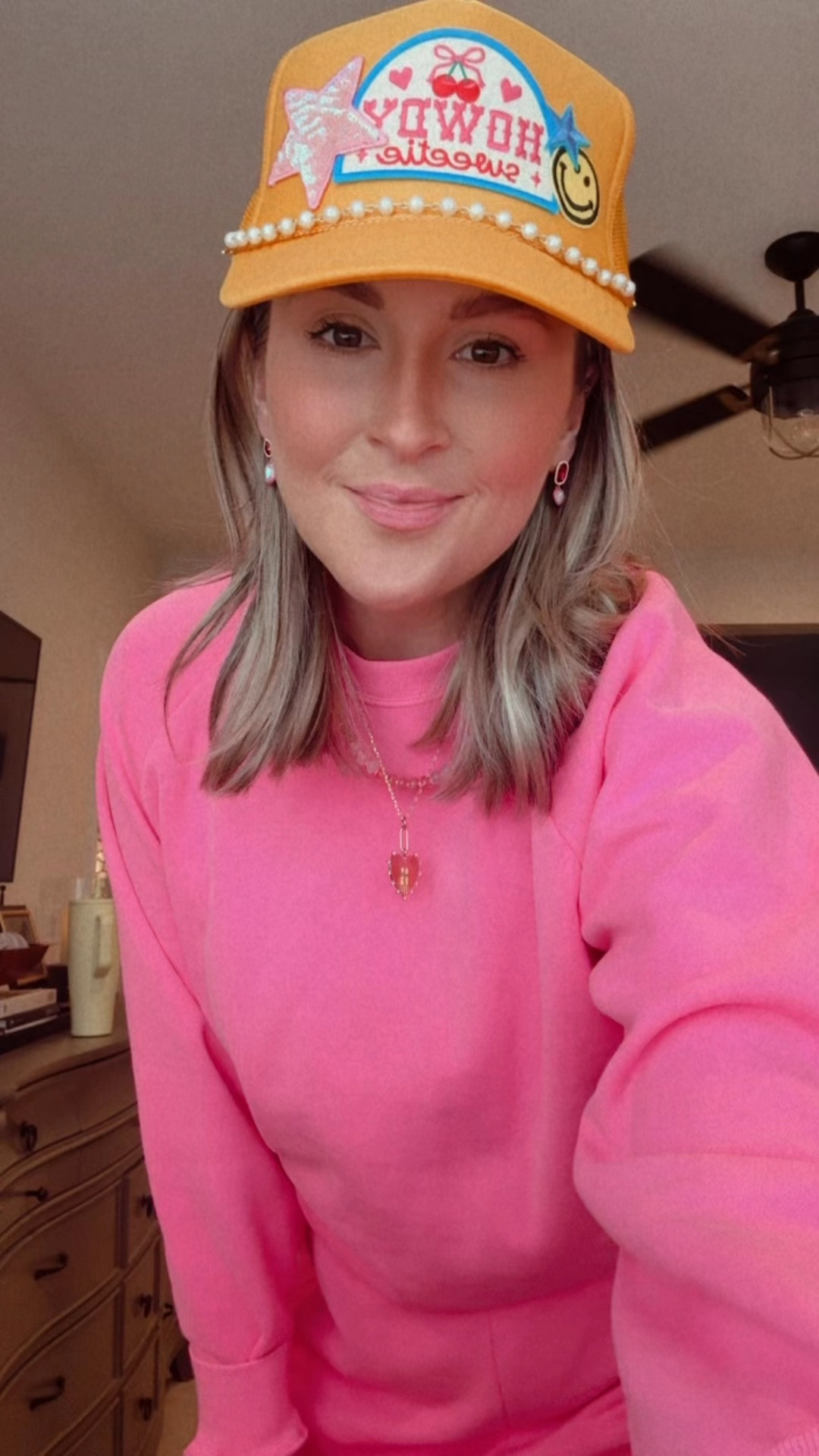 Everyone needs a bright pink sweatsuit.. 
Happy Valentine’s Day 💕❤️🩷✨

#LTKStyleTip #LTKSaleAlert #LTKFindsUnder100