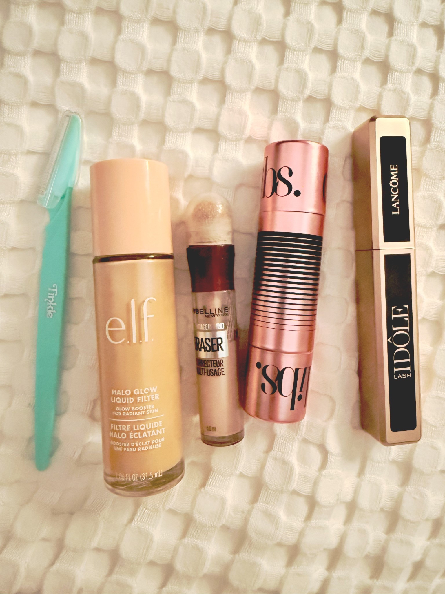 Todays 5 minute makeup that glows! If you aren’t shaving your face…. You are missing out! 

#LTKSaleAlert #LTKBeauty #LTKOver40