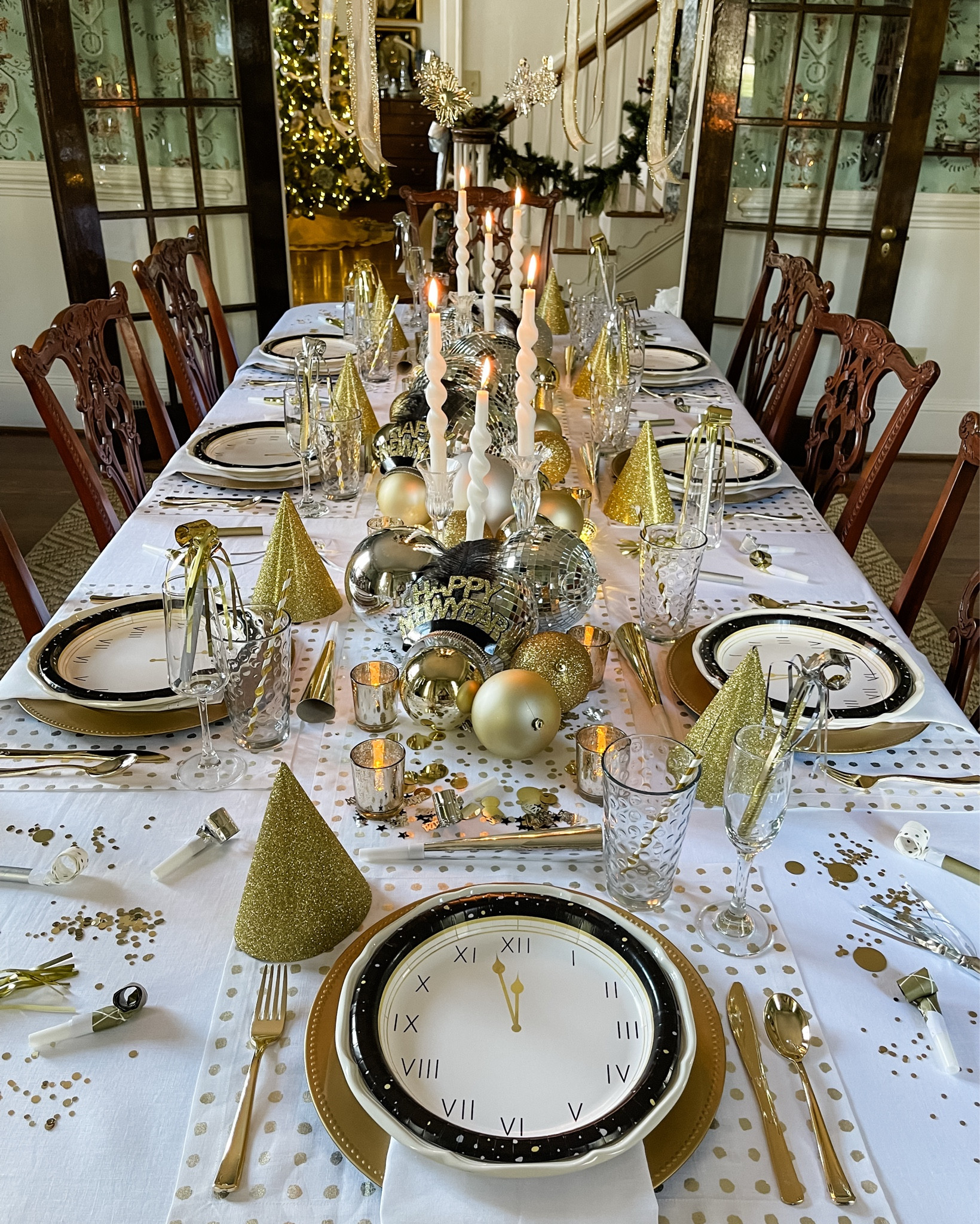 New Year’s Eve table details ✨
Classic pieces, layered plates, candlelight, and gold accents I reuse year after year. I’ve linked what I can find from this table below. 🕰️✨

Save for future NYE inspiration. 🕰️✨


#LTKHoliday #LTKHome #LTKSeasonal
