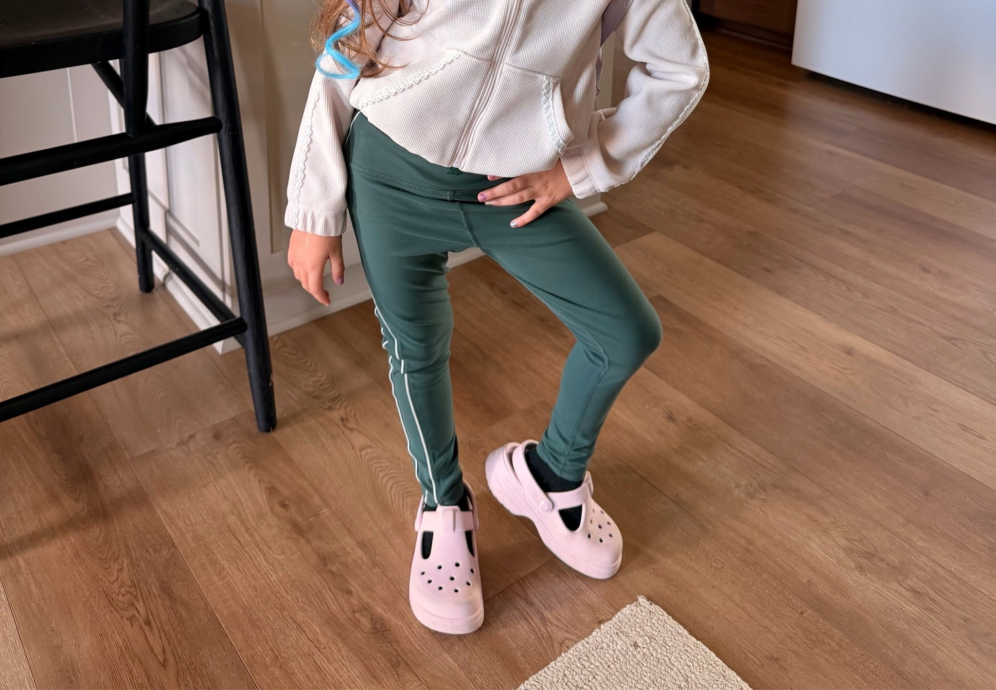 Girlie crocs