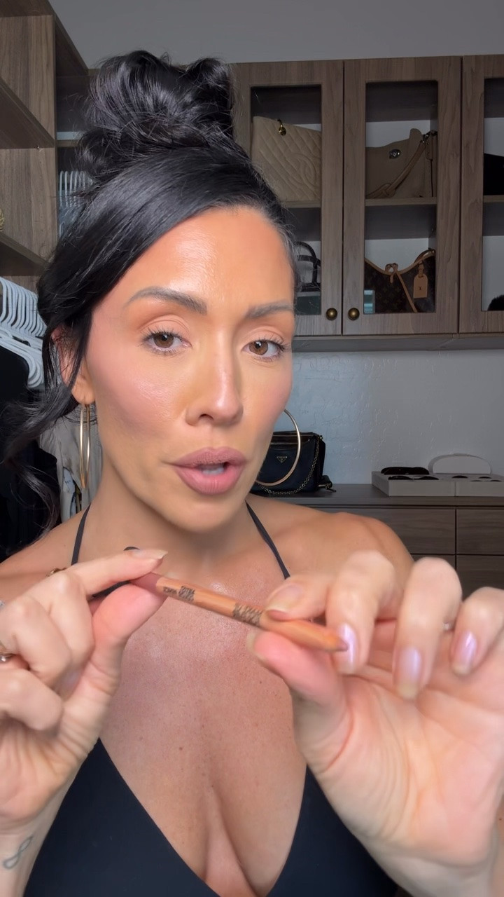 My recent lip combo!
Makeup Forever in wherever Walnut 
NYX Stockholm matte lip 

Also sharing other beauty products!
Makeup

#LTKselfcare #LTKmorningroutine #LTKBeauty