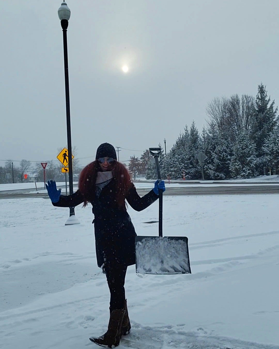 A real winter moment — bundled up and moving through the snow. These are the cold‑weather essentials I reach for all season.

#LTKdayinmylife #LTKfitnessgoals #LTKSeasonal