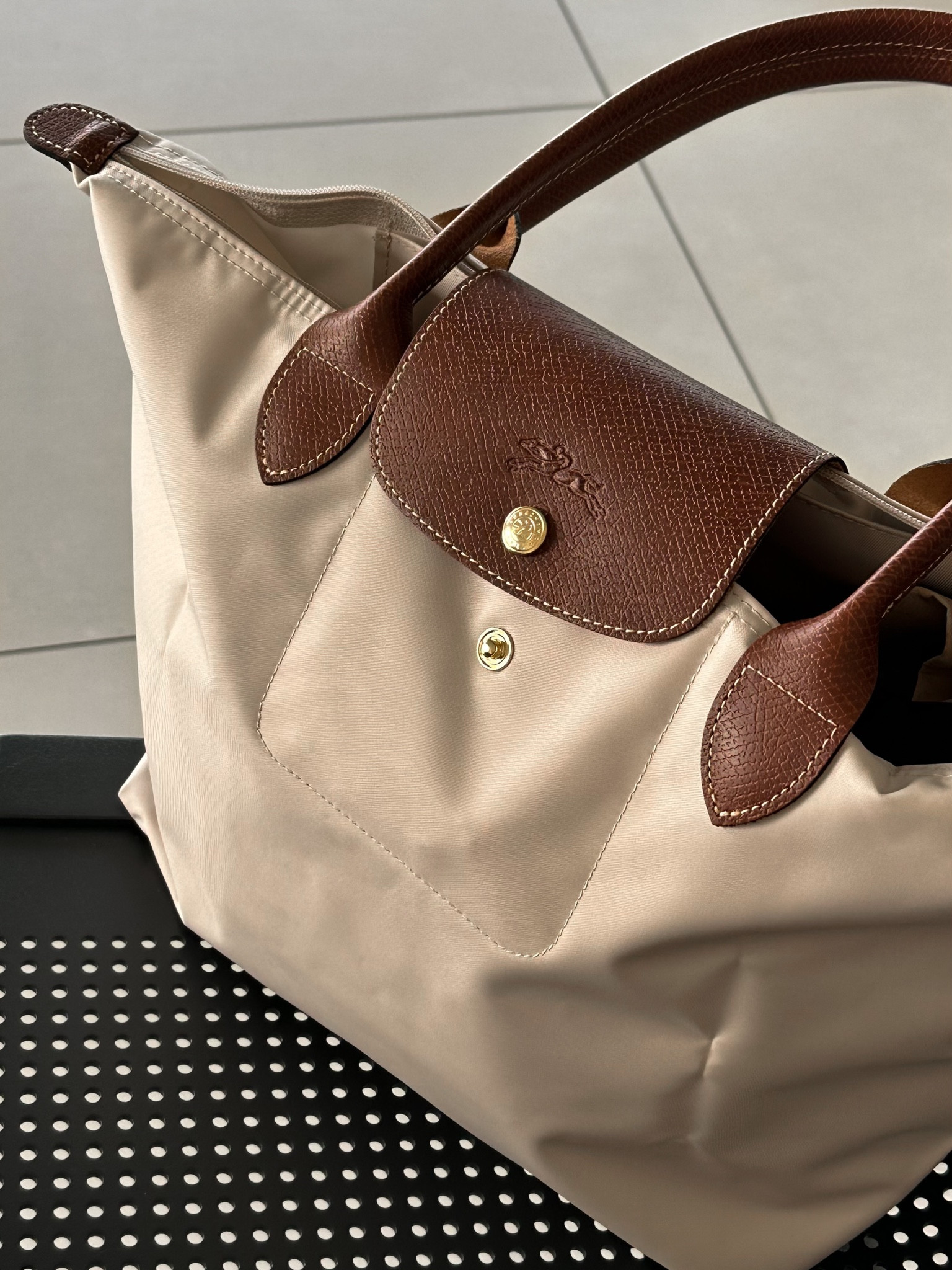 Longchamp Le Pliage is a must!! Great idea for a Christmas gift

#longchampbag #longchamplepliage

#LTKitbag #LTKGiftGuide #LTKeurope