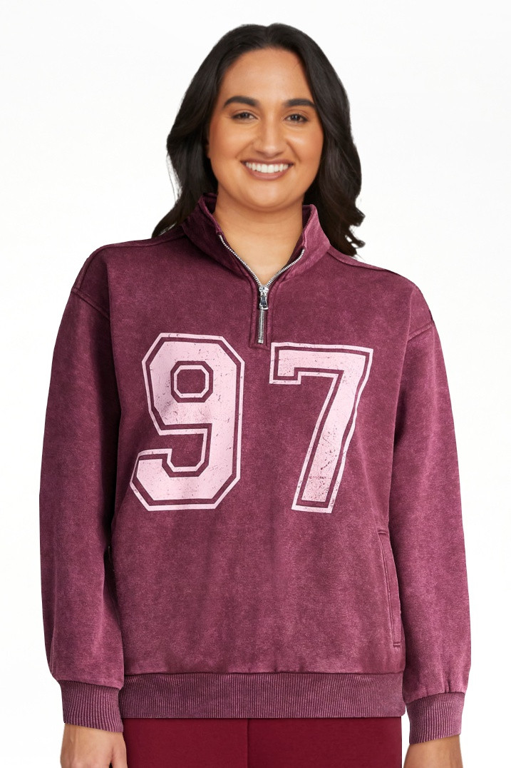No Boundaries Mineral Wash Quarter Zip-Up Graphic Pullover Sweatshirt, Midweight, Women's - Walma... | Walmart (US)