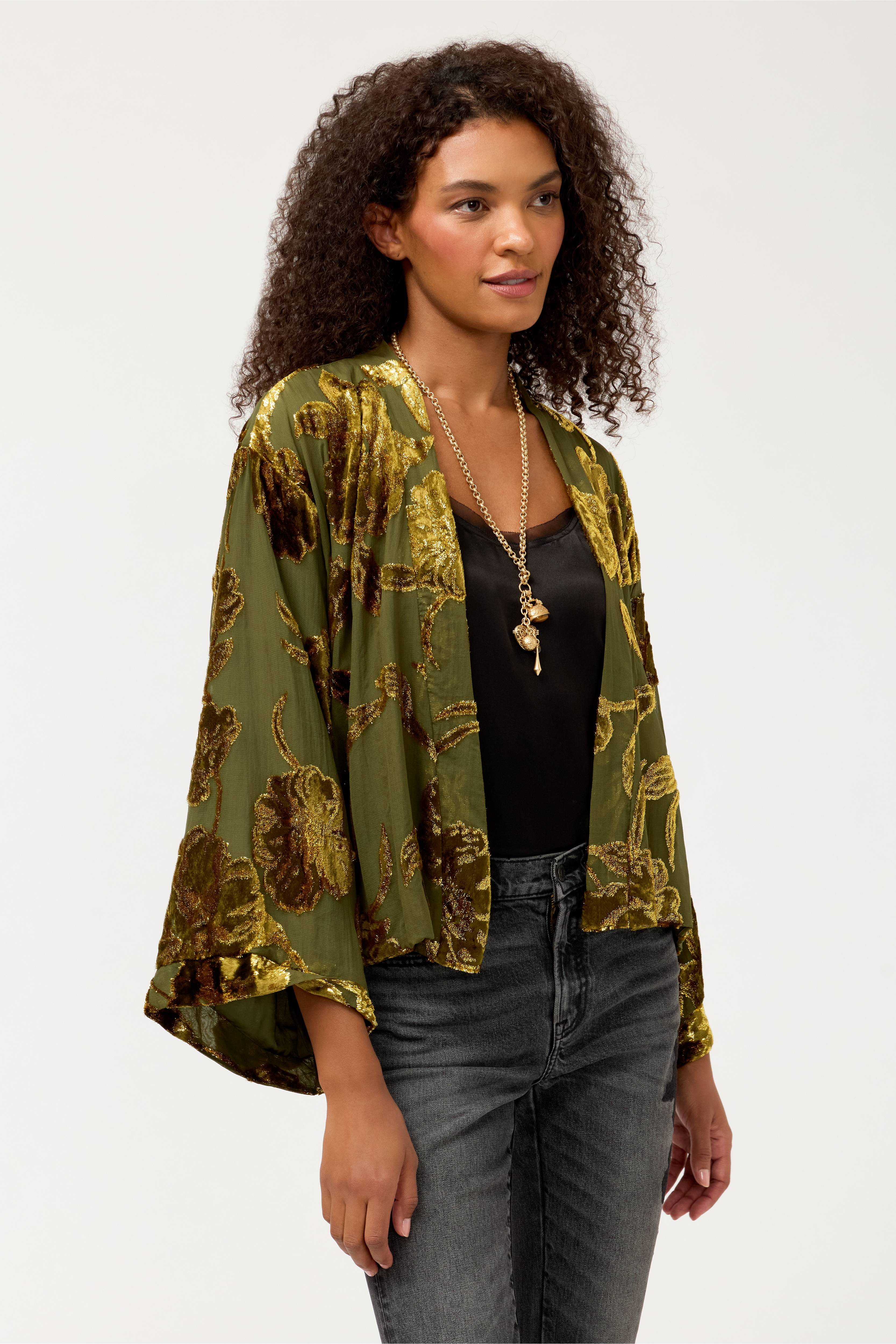 SHAKRI SHORT KIMONO | Johnny Was