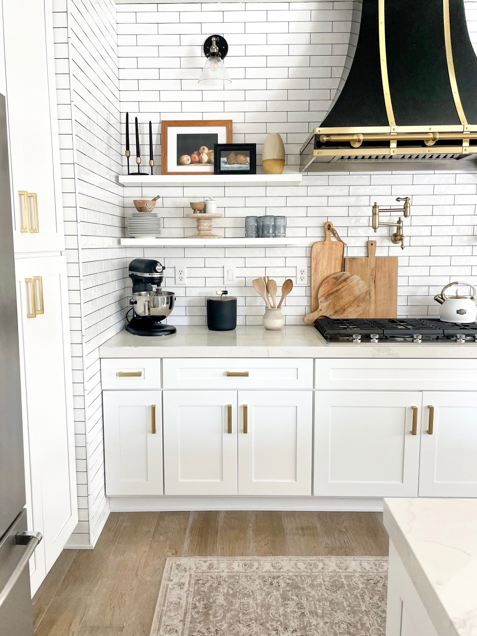 Fall kitchen shelf styling! 

Fall prints
Vintage artwork
Etsy find
Open shelf decor
Home decor
Kitchen decor
Fall kitchen 


#LTKhome #LTKSeasonal #LTKfamily