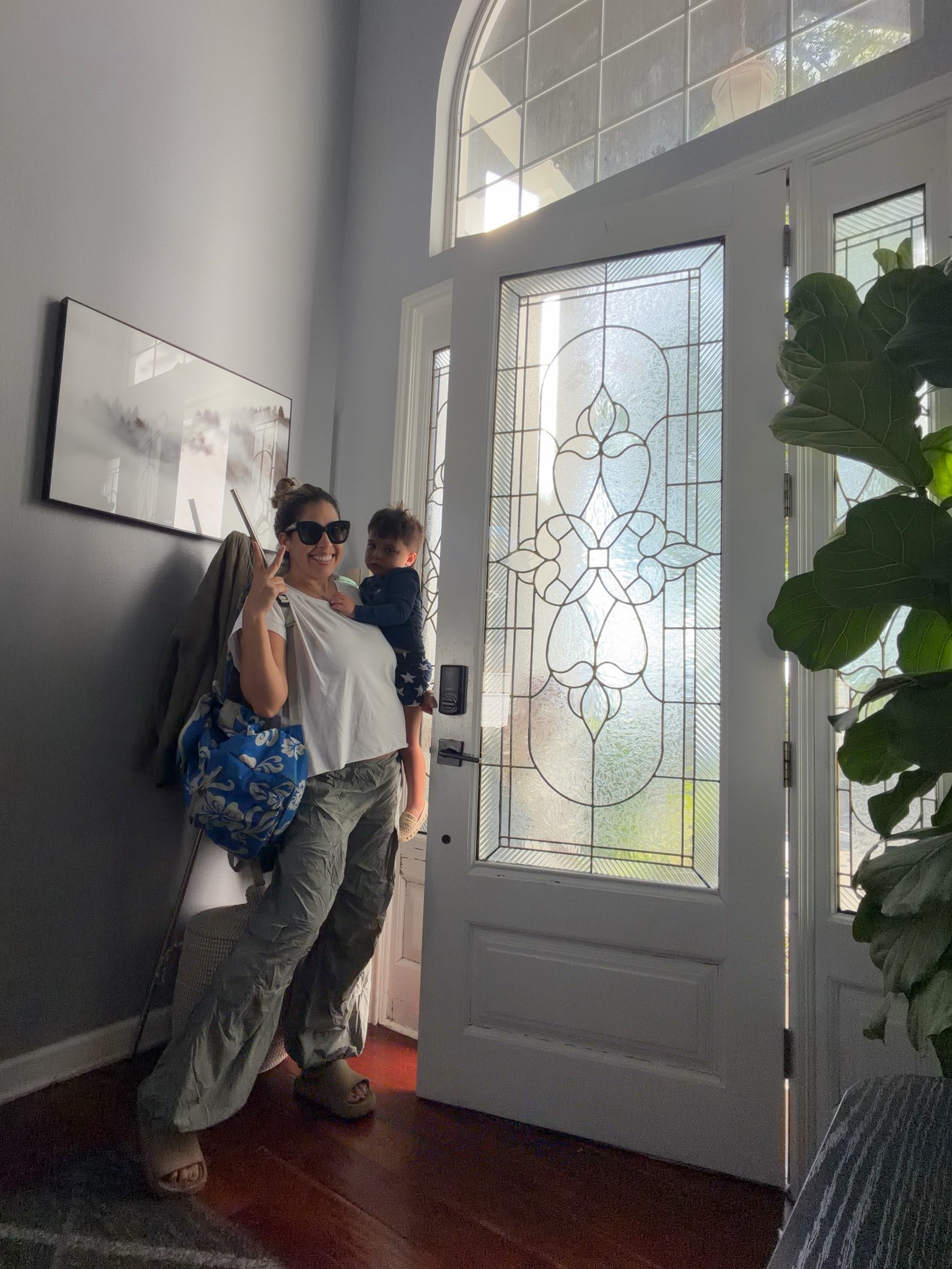 25 weeks pregnant ootd

#LTKmomlife