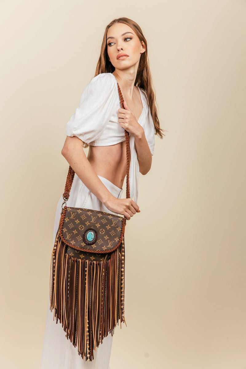 World Traveler with Turquoise Pendant | Vintage Boho