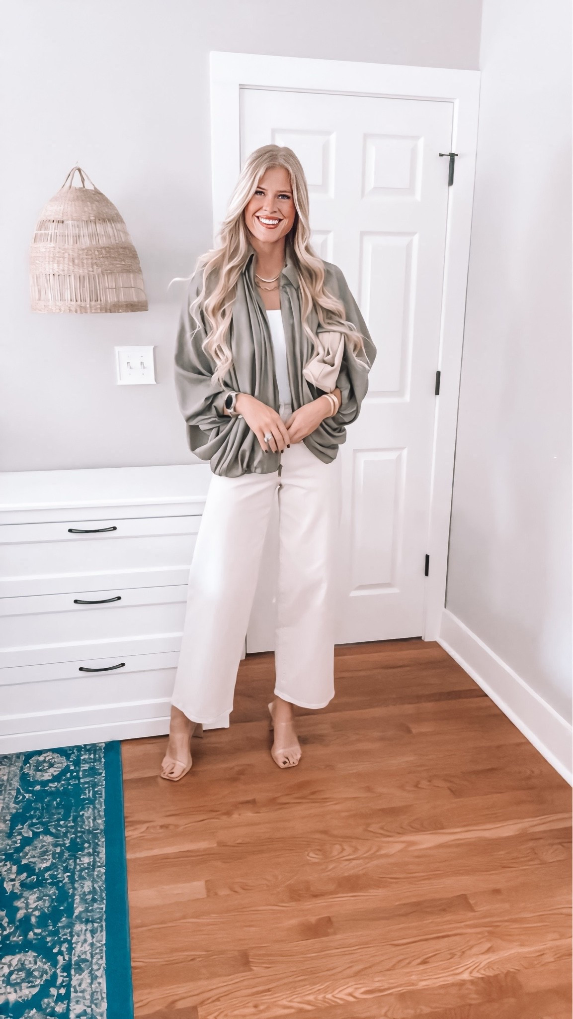 I still can’t believe this jacket is from Amazon… it’s giving EXPENSIVE 👏🏼

Wearing size small!

#datenight #datenightoutfit #datenightstyle #amazonfashion
satin jacket, fall jacket, wide leg denim, mom jeans, everyday bra, fall casual outfit, amazon outfit, mom outfit, mom ootd, amazon haul, look for less, millennial style, mom fashion, affordable style

#LTKgrwm #LTKmomlife #LTKootd