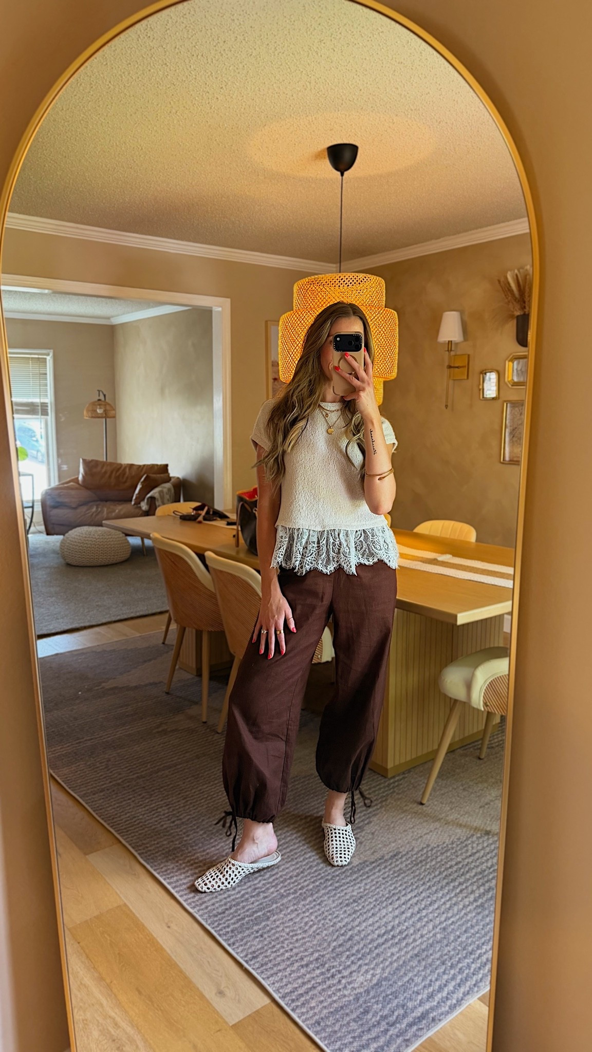 if i find a pair of pants i like, just know i’m going to wear them until further notice
@Revolve 
#summeroutfit #casualchic #neutralstyle #drawstringpants #everydaystyle #outfitideas #ltkfashion #effortlessstyle

#LTKootd #LTKWorkwear #LTKSeasonal