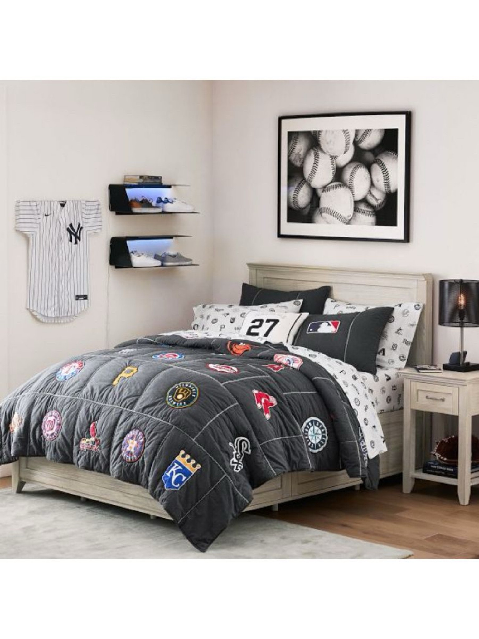 Teen boys room, boys bedroom, sports room
#porcheandco

#LTKstyletip #LTKhome #LTKkids