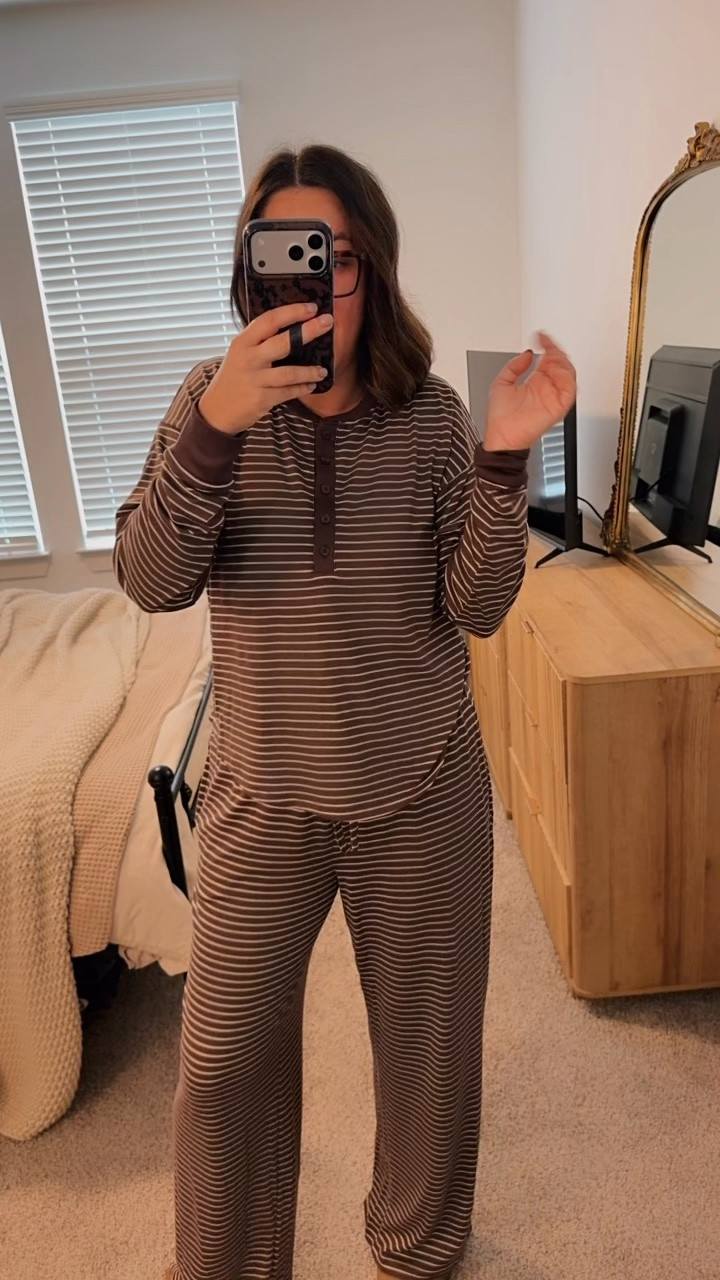 Walmart look for less pajama set - medium top and large bottoms

#LTKgrwm #LTKootd
