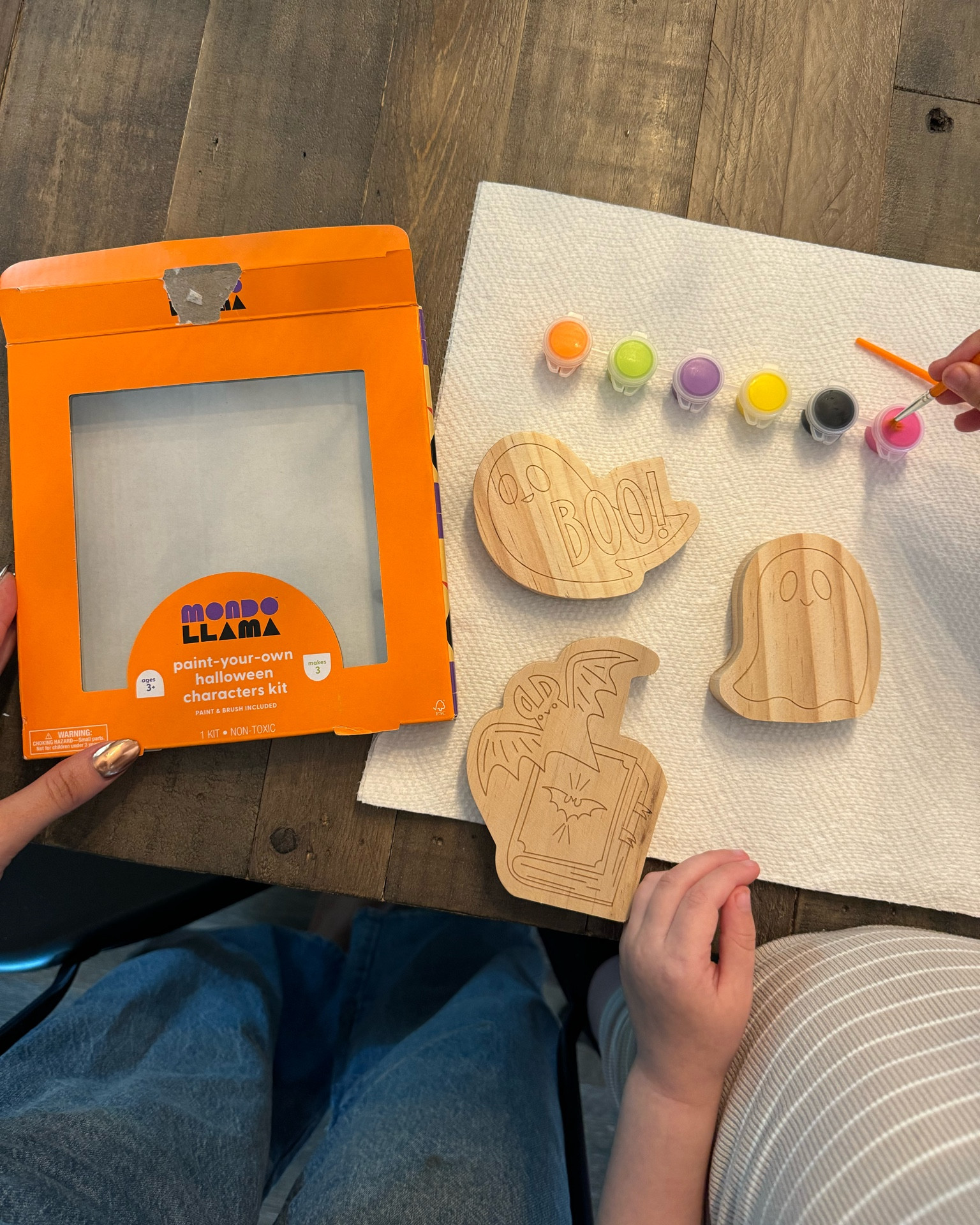 Another $5 craft! Paint your own ghosts and bat 👻🦇 This is the first time I’ve had Ollie paint and he is loving this!! Such a win for $5 

Toddler craft, Halloween ideas, Halloween craft ideas, Target finds, family crafts, paint 

#LTKSeasonal #LTKFamily #LTKKids