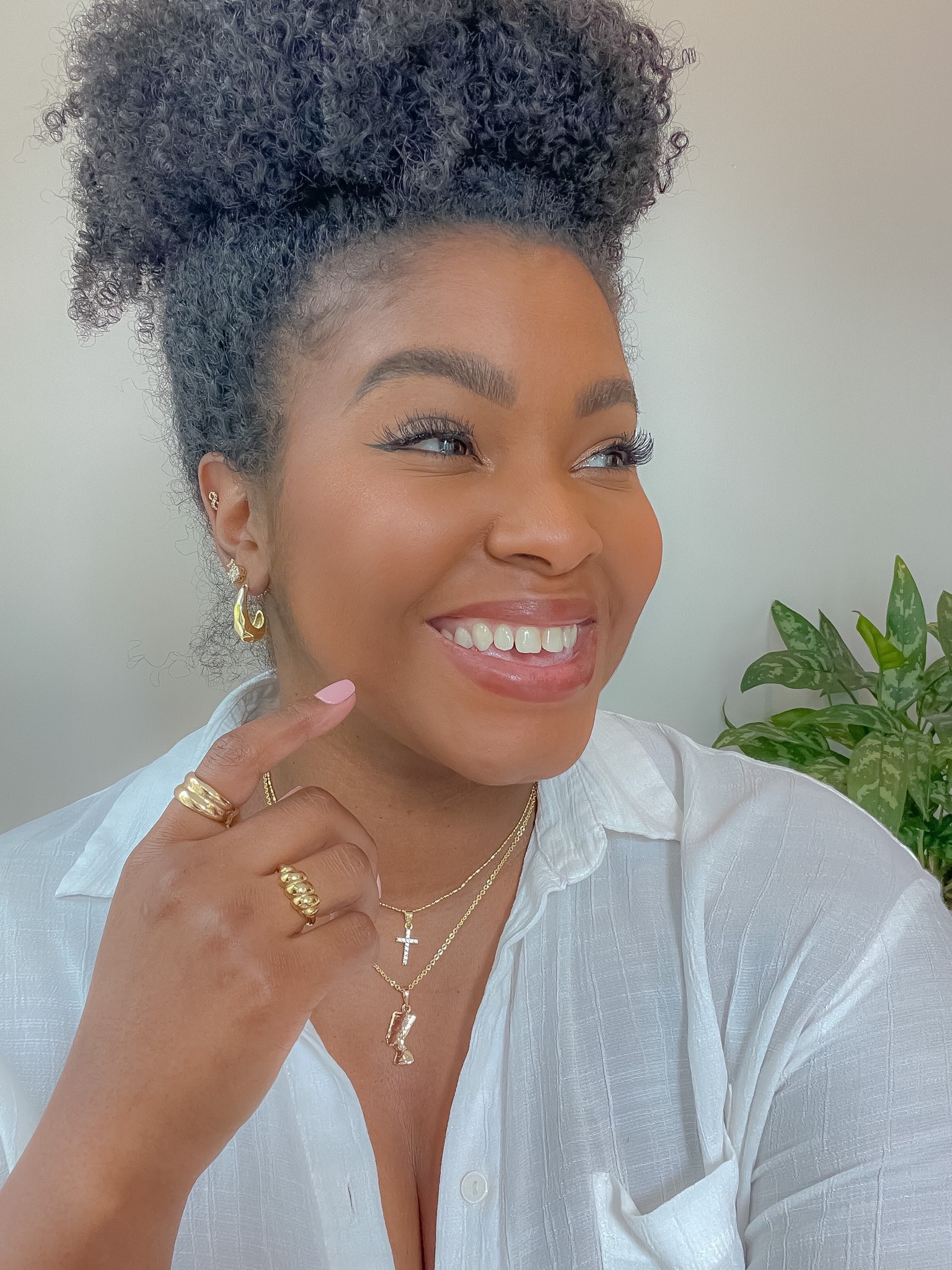 My go to 10 minute makeup routine! 

#LTKbeauty