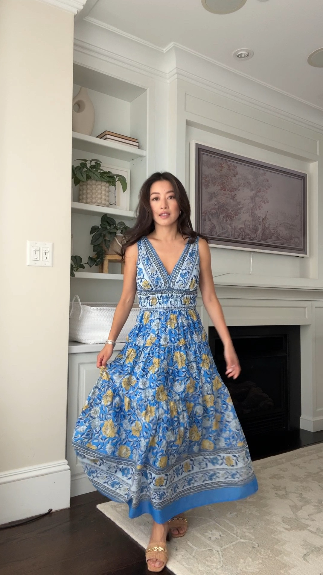 Ann Taylor friends of Ann Sale try on! 30% off sitewide now through 5/4. 

• Floral V-Neck Flare Maxi Dress in maritime blue 00P - low stock in petites but linked classic sizing, as well as some other dresses on sale.

•  Cork Chain Flare Block Heel Sandals size 5 

Petite friendly dresses, parties, spring/summer outfits 

#LTKParties #LTKPetite #LTKSaleAlert