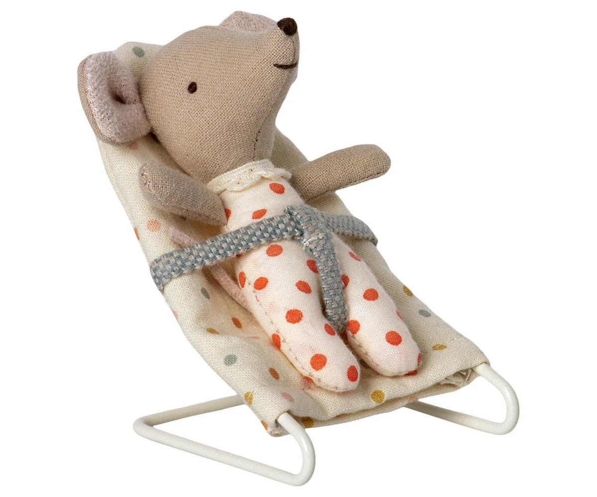 Babysitter, MY | Bohemian Mama