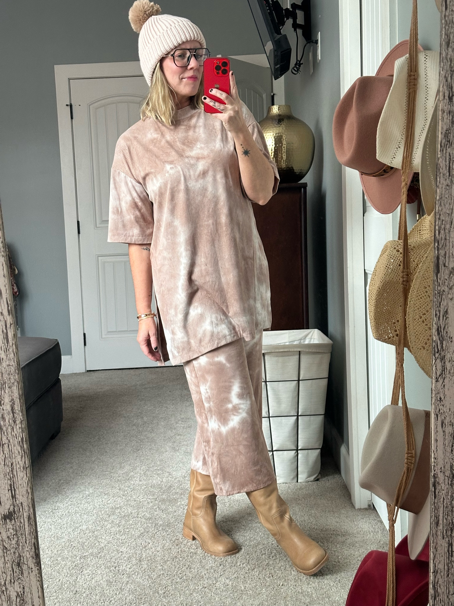 Casual work from home day.


#LTKOver40 #LTKStyleTip