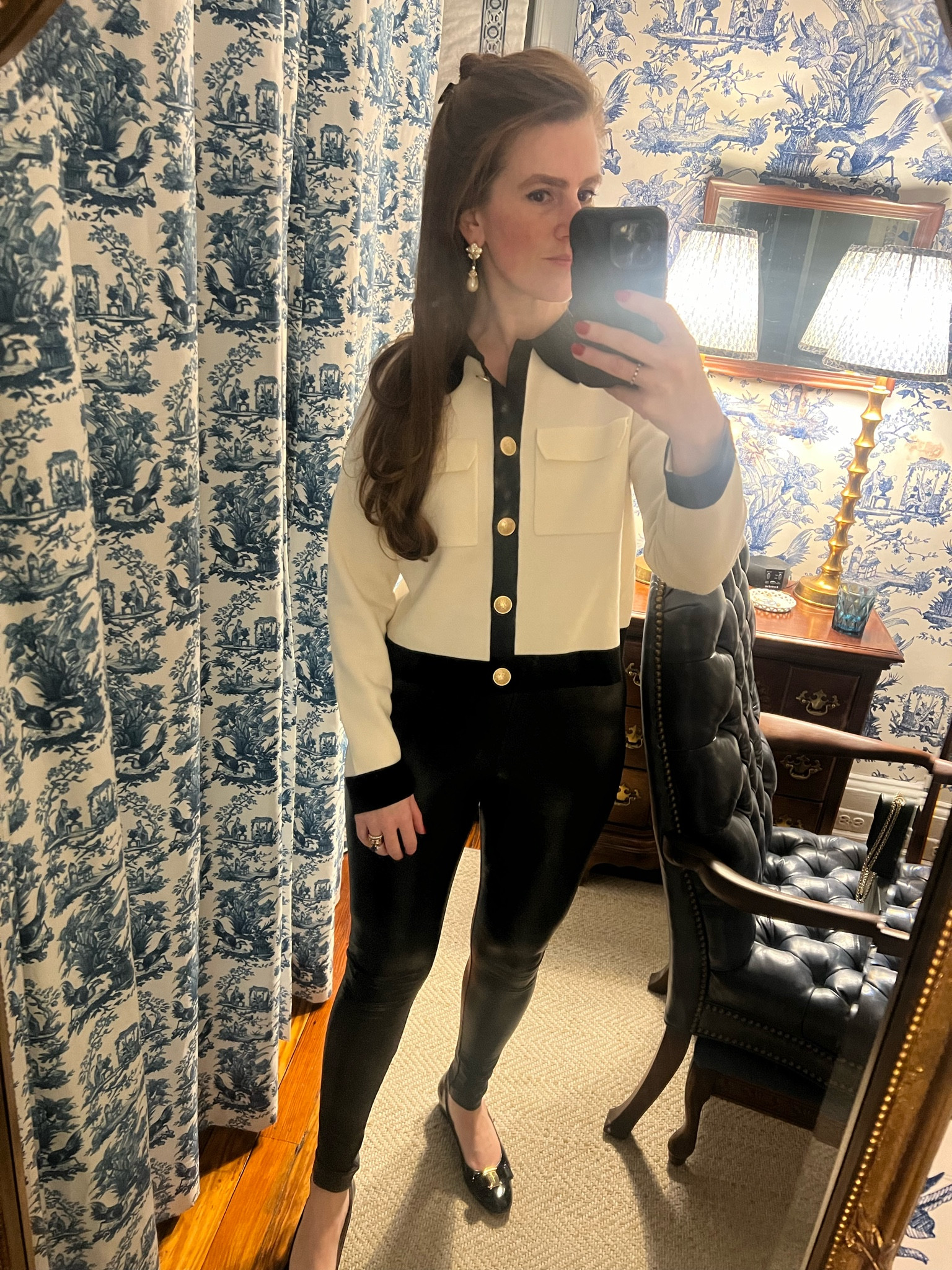 Dressed up for a casual anniversary dinner 🤍

#LTKSeasonal #LTKHoliday