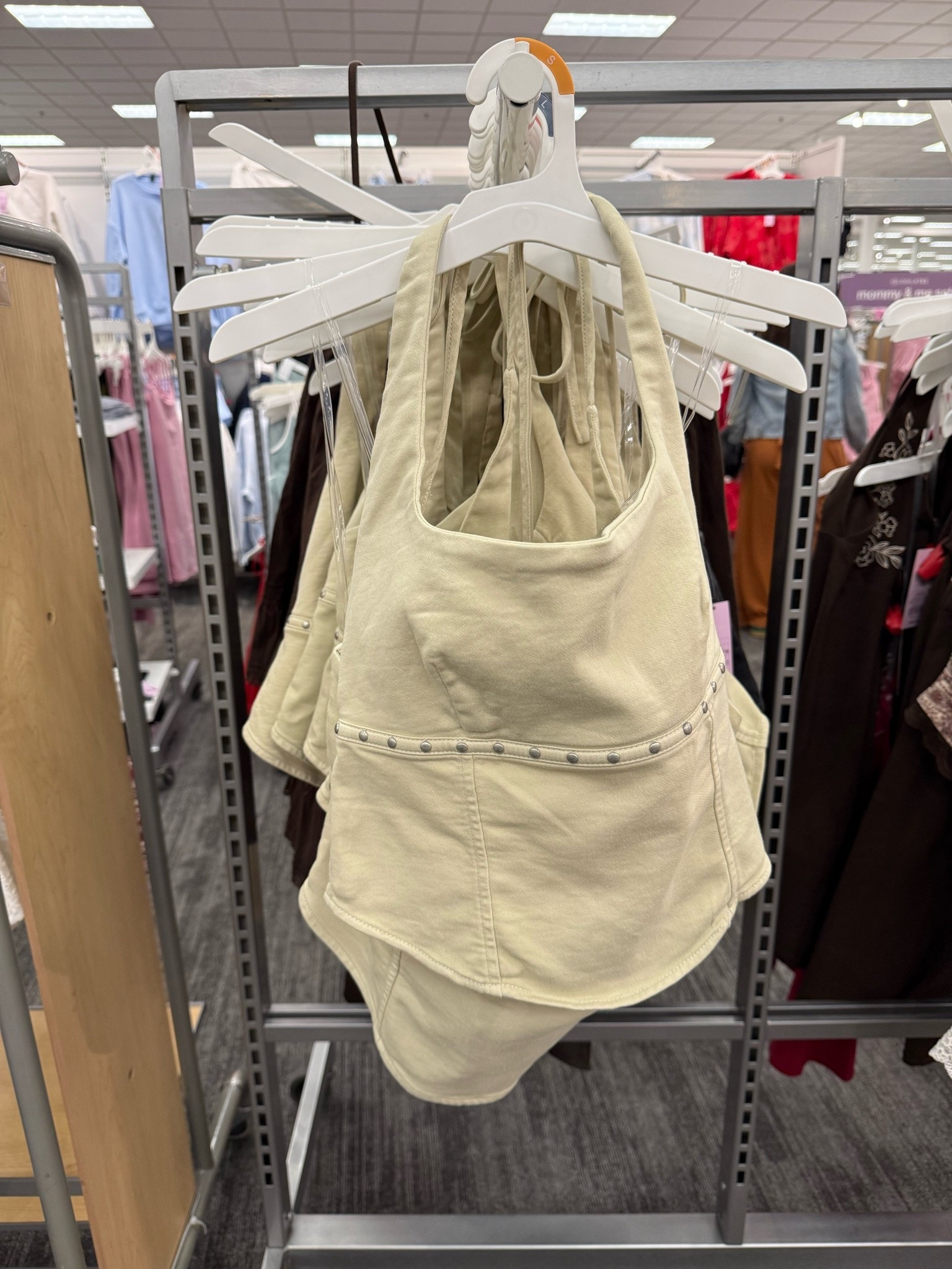 Cream denim halter! This is perfect for a country concert 🤠🎶

#LTKootd #LTKgrwm #LTKSeasonal