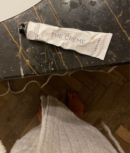 The Crème Gradual Self-Tanning Face
Moisturizer - TAN-LUXE from Sephora