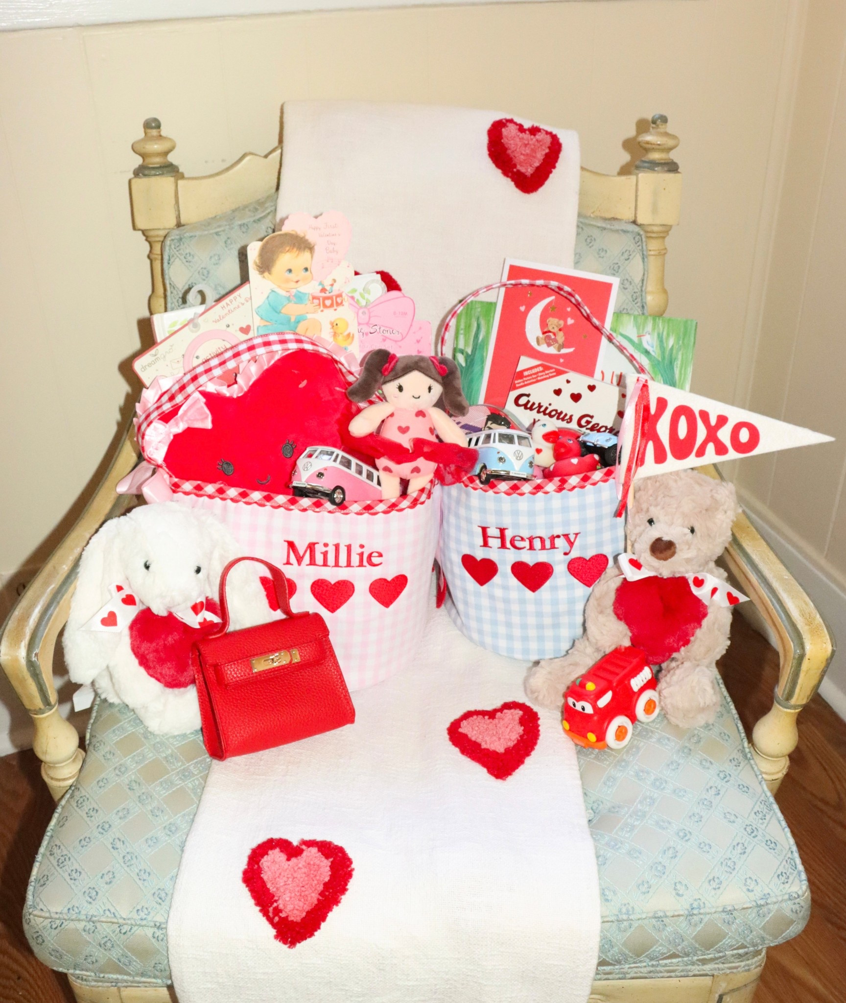 Love baskets for my little valentines💌🎀📕🩵

#LTKValentine #LTKKids #LTKSeasonal