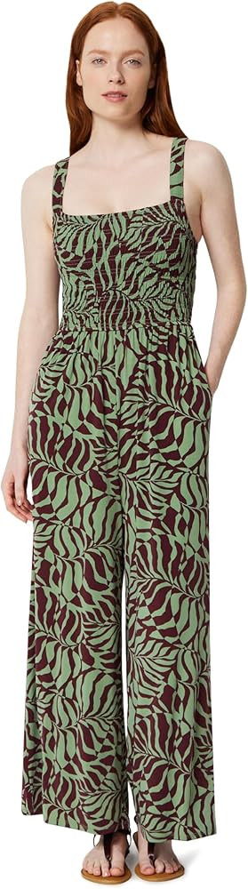 Amazon Essentials Women's Square Neck Wide Leg Sleeveless Jumpsuit | Amazon (US)