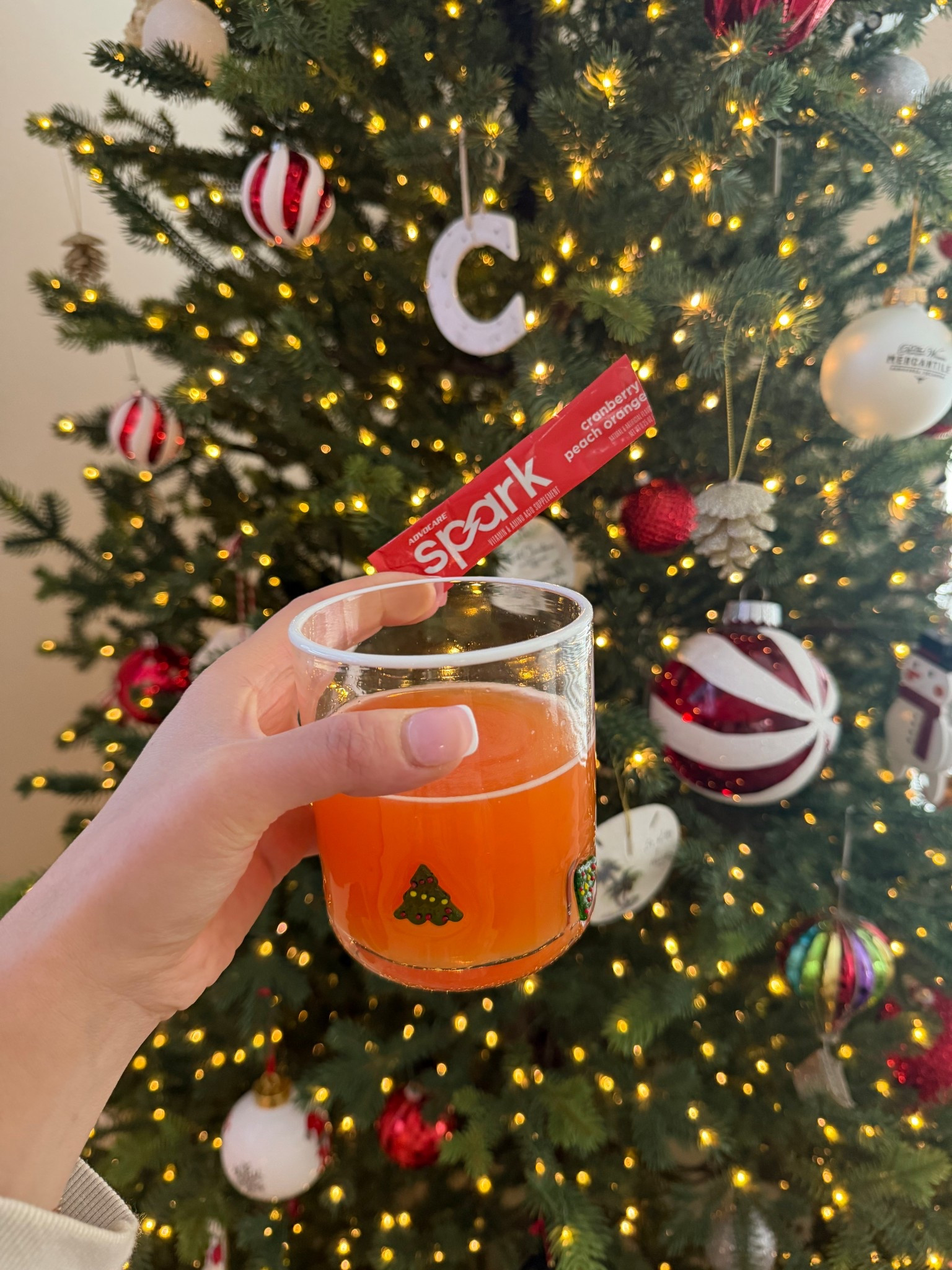 Powering my afternoon!! Only 15 calories, zero sugar and 120mg of caffeine! @advocare #AdvoCare #AdvoCarePartner #Spark 