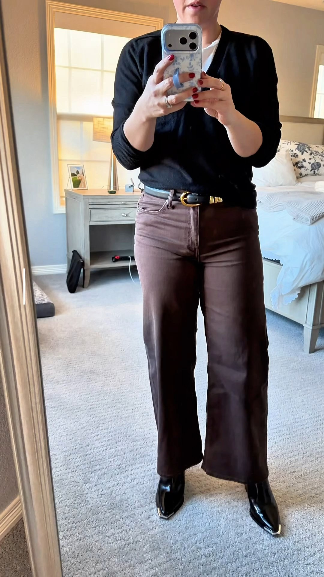 Casual outfit for winter for a busy mom on the go! Wearing a 28 inch inseam as a petite in these brown wide leg jeans. Similar boots and sweaters. Use my code: INFG-25FASHIONABLEPETITE10 at checkout for 10% off your first purchase!

Bella stretch wide leg jeans, quince, brown jeans, petite, winter outfit, mom outfit 

#LTKootd #LTKmomlife #LTKPetite