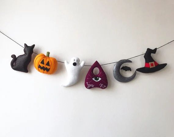 Handmade Embroidered Halloween Bunting / Garland | Etsy | Etsy (US)