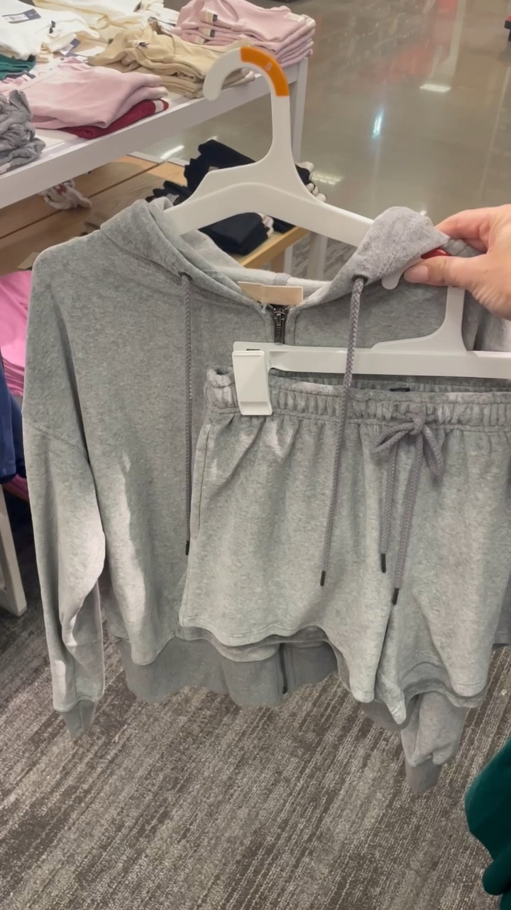 This new matching set is perfect for lazy day. Love it as a set or separates and can def take you into spring. 

#LTKFindsUnder50 #LTKStyleTip #LTKSeasonal