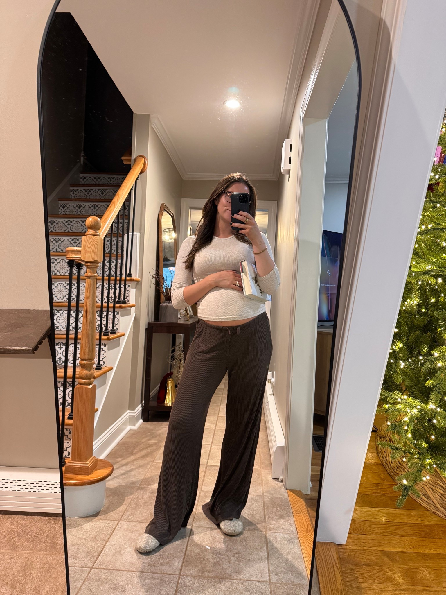 One of my fav pairs of lounge pants!!!! On sale today! I’m wearing size small 


#LTKFindsUnder100 #LTKSaleAlert #LTKFindsUnder50