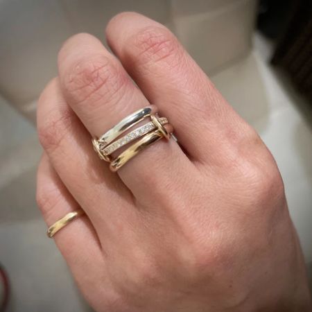 Gorgeous two tone connected link ring mixed metals 

#LTKwedding #LTKover40 #LTKstyletip