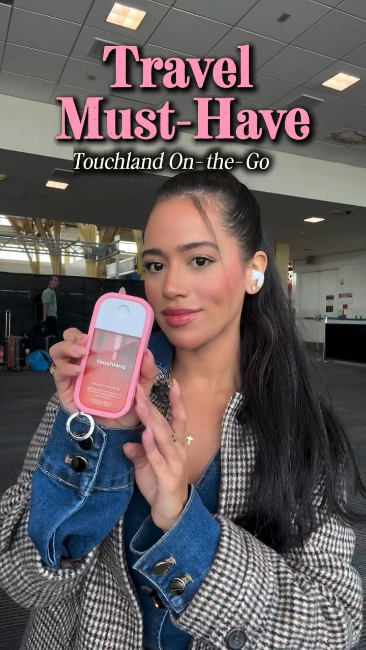 @touchland goes everywhere with me 💅🏼✈️ & if you travel, you NEED this in your bag👝🍑🫧 #touchland 

#hairandbody #hairandbodymist #refresh #refreshyourself #travel #travels #travelinstyle #travelmusthave #travelmusthaves #musthave #musthaveitem #travelwithme #traveltime #travelvibes #onthego #onthegostyle #onthegobeauty #beauty #essentials #travelessentials #beautyessentials #beautyshop #beautyinspo #beautyiseverywhere