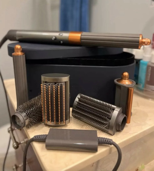 Dyson Airwrap – 16% off 

 #LTKCyberWeek #LTKGiftGuide #LTKBeauty