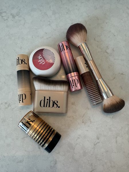 My current dibs makeup go to! This brush is the best! 



#LTKBeauty #LTKStyleTip