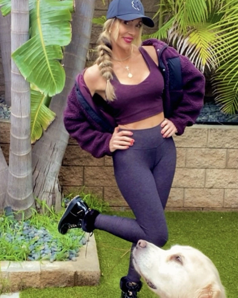 Perfect winter Golf outfit for on or off the course!💜
Outfit-Fabletics
Shoes-Duca del cosma
Hat-Black clover USA 15% off on website 15KATANAA

#LTKfitnessgoals #LTKootd #LTKActive