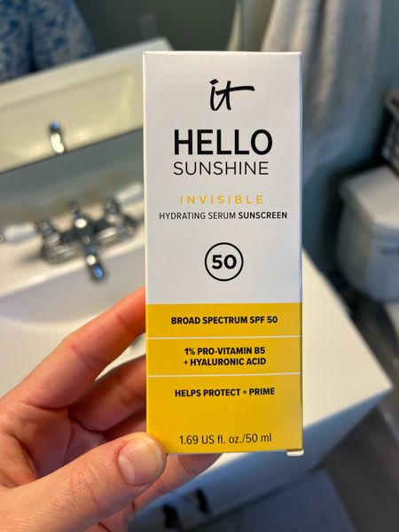 New favorite daily use sunscreen from IT Cosmetics! 3-in-1 invisible sunscreen serum. No white cast and no greasiness! A summer staple for me!!🧴☀️ 

#LTKbeauty