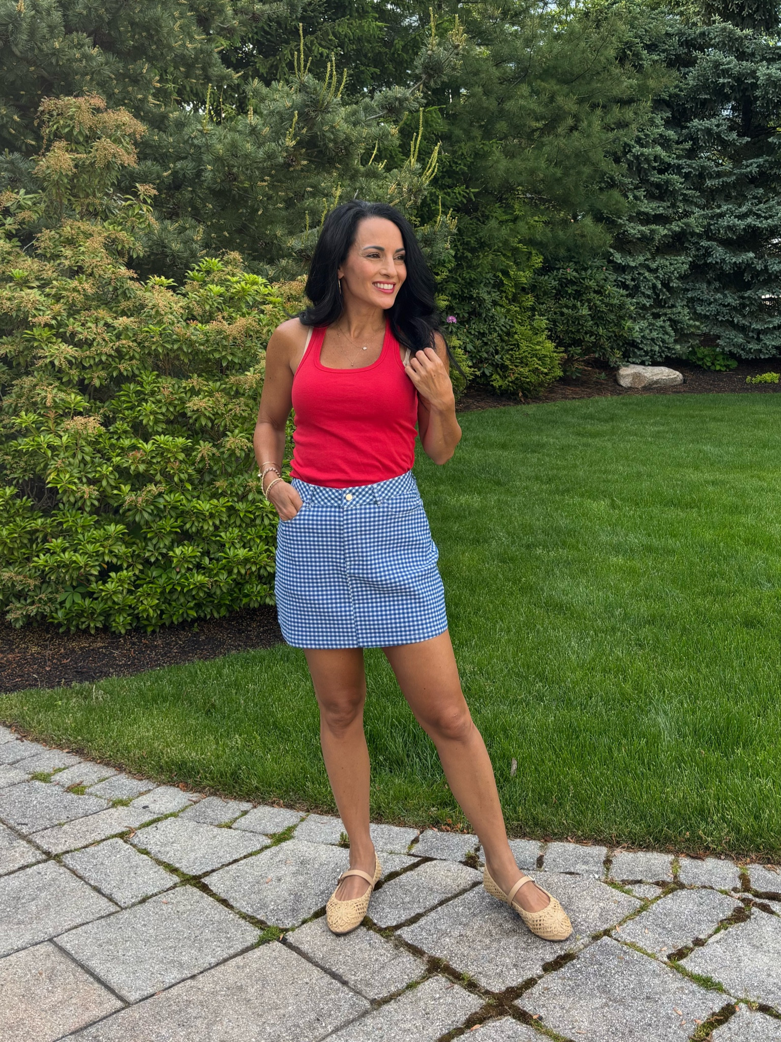 Blue and white gingham skirt
This would be a really cute Fourth of July look


#LTKOver40 #LTKootd #LTKSeasonal