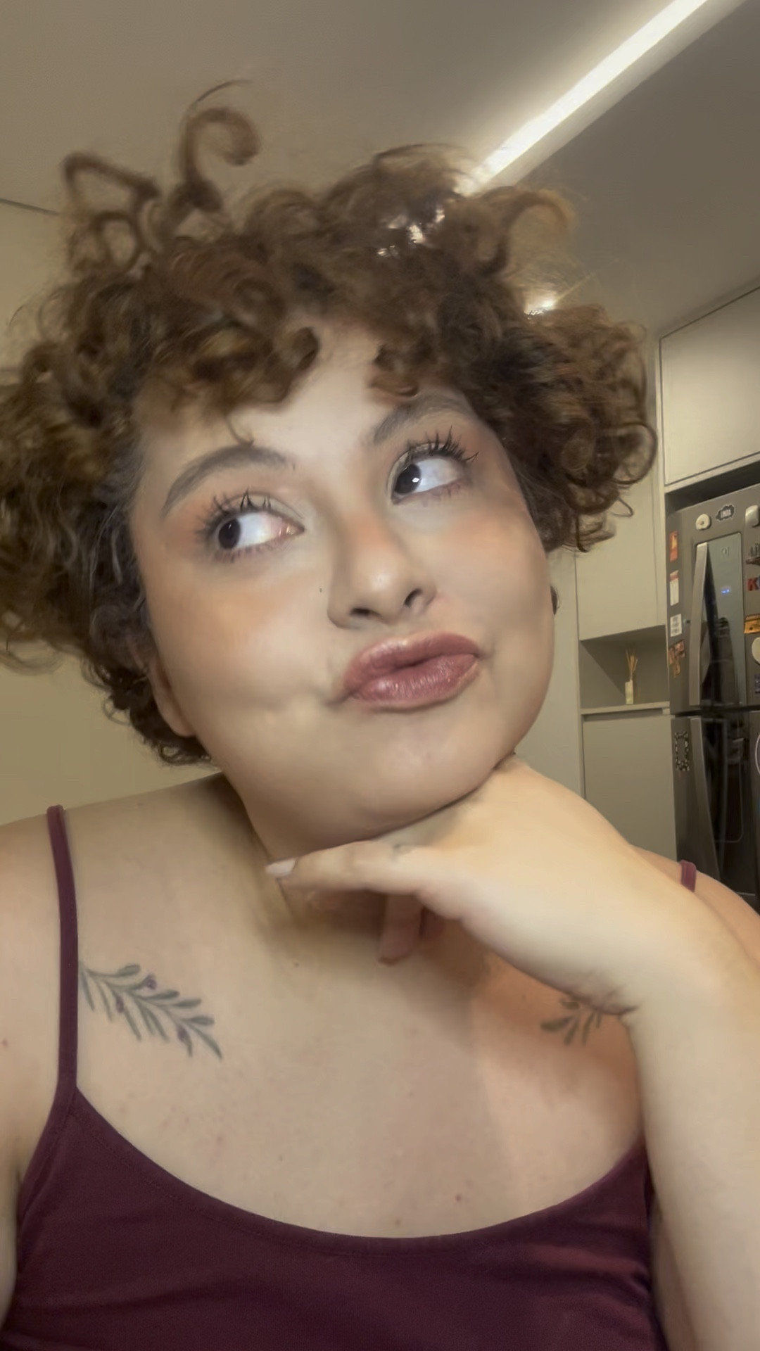 Produtos @lolacosmetics para uma rotina de proteção, hidratação e definição! 

Essa rotina para cacheadas é 10/10, venho usando em mim e muitas coisas mudaram por aqui, principalmente falando sobre >proteção<, pois achamos que só se deve proteger ao ir a praia, mas NÃO! Proteção de cabelo precisa ser feita diariamente também.


#LTKbeleza #LTKbrasil