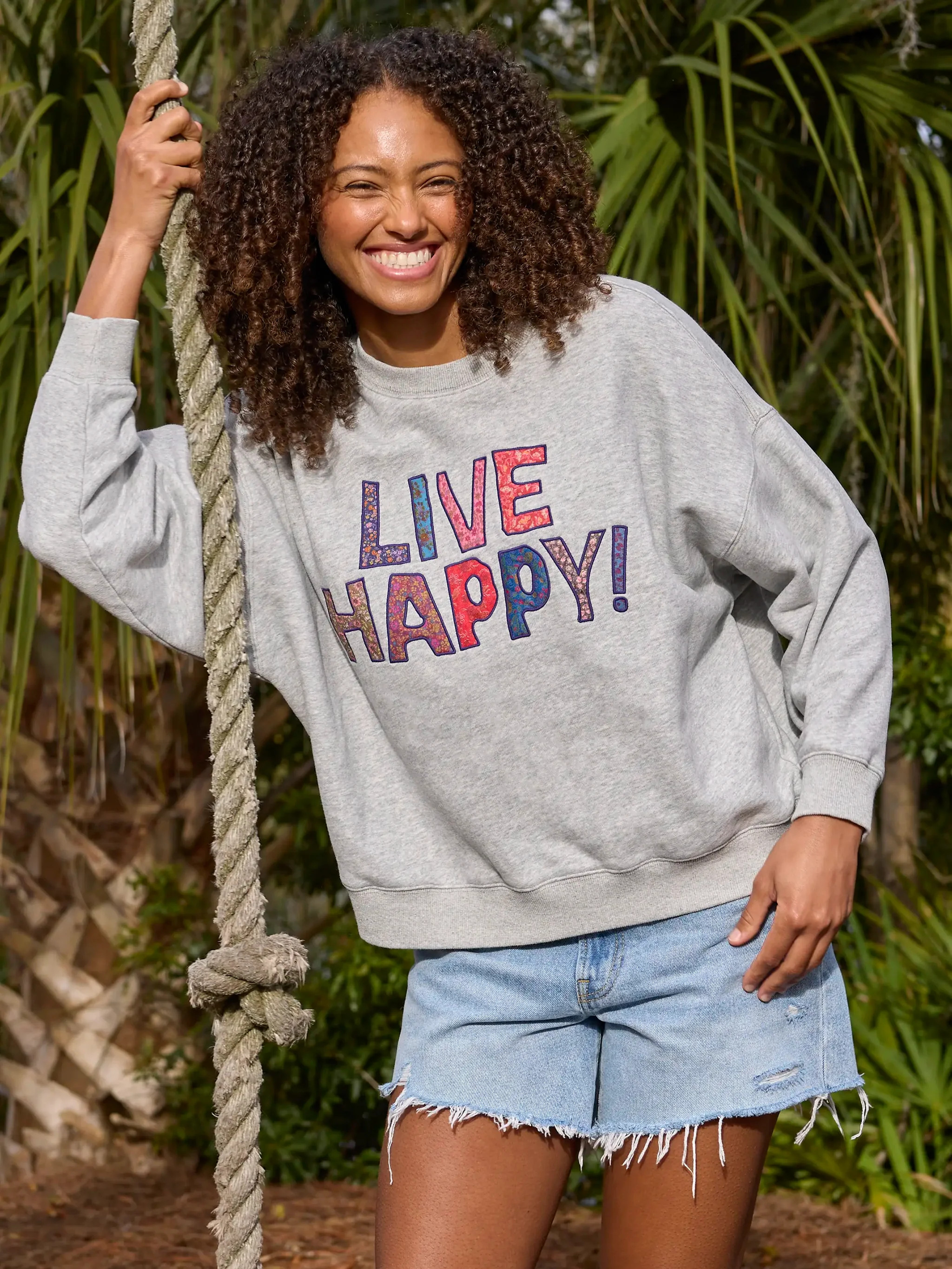 Marlowe Applique Sweatshirt | Natural Life