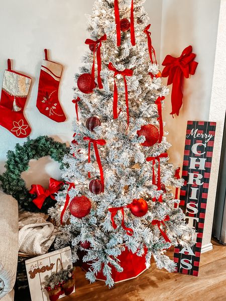  Christmas tree decor // red Christmas decor // classic Christmas decor 

#LTKSeasonal #LTKhome #LTKsalealert
