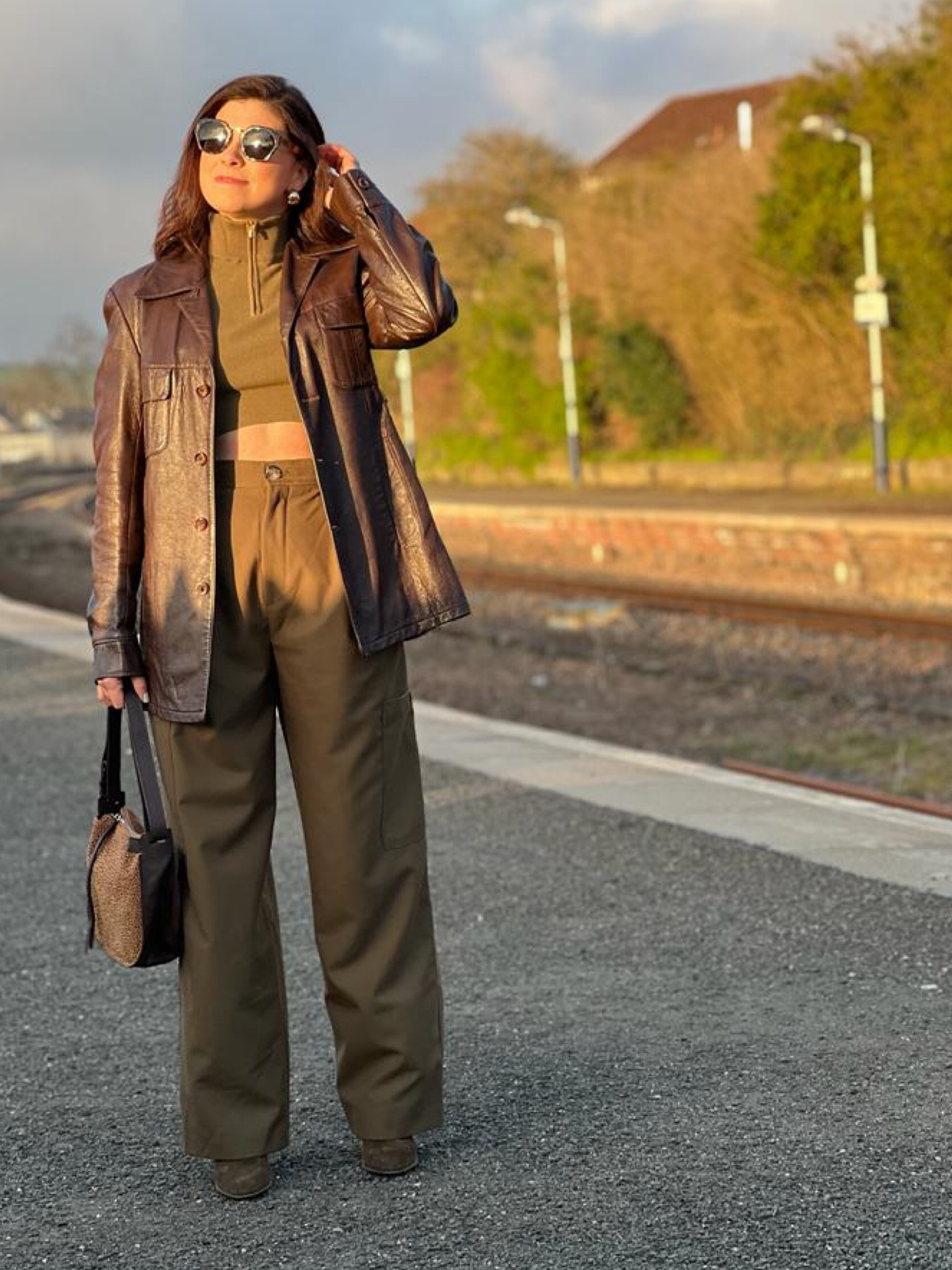 Cargo pants lesther jacket 

#LTKunder100 #LTKeurope #LTKstyletip