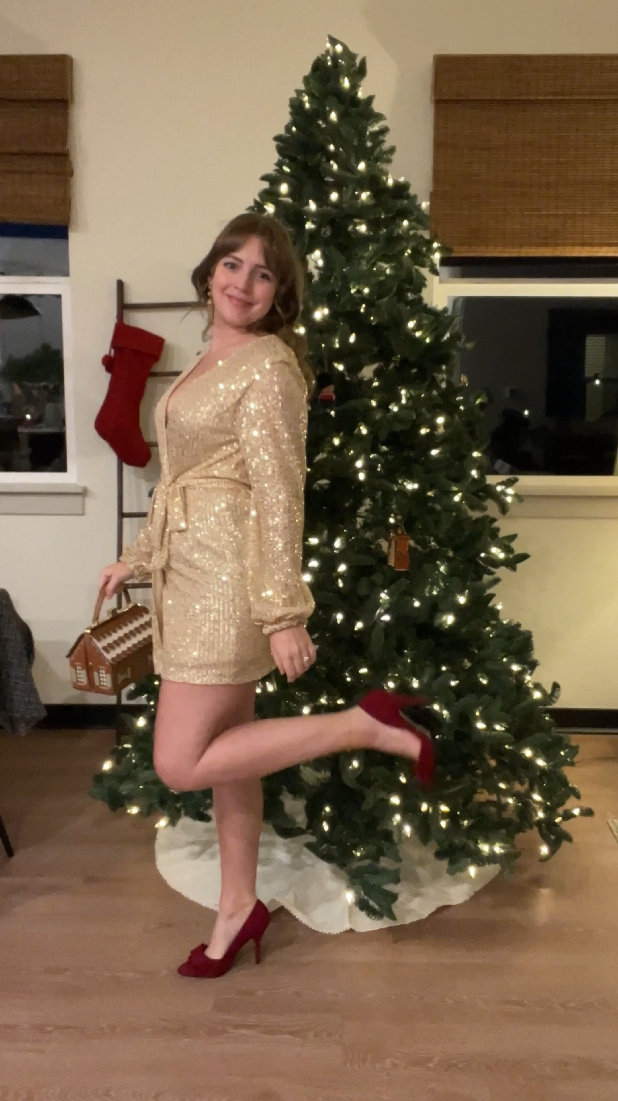Holiday party outfit

#LTKFindsUnder50 #LTKParties #LTKHoliday