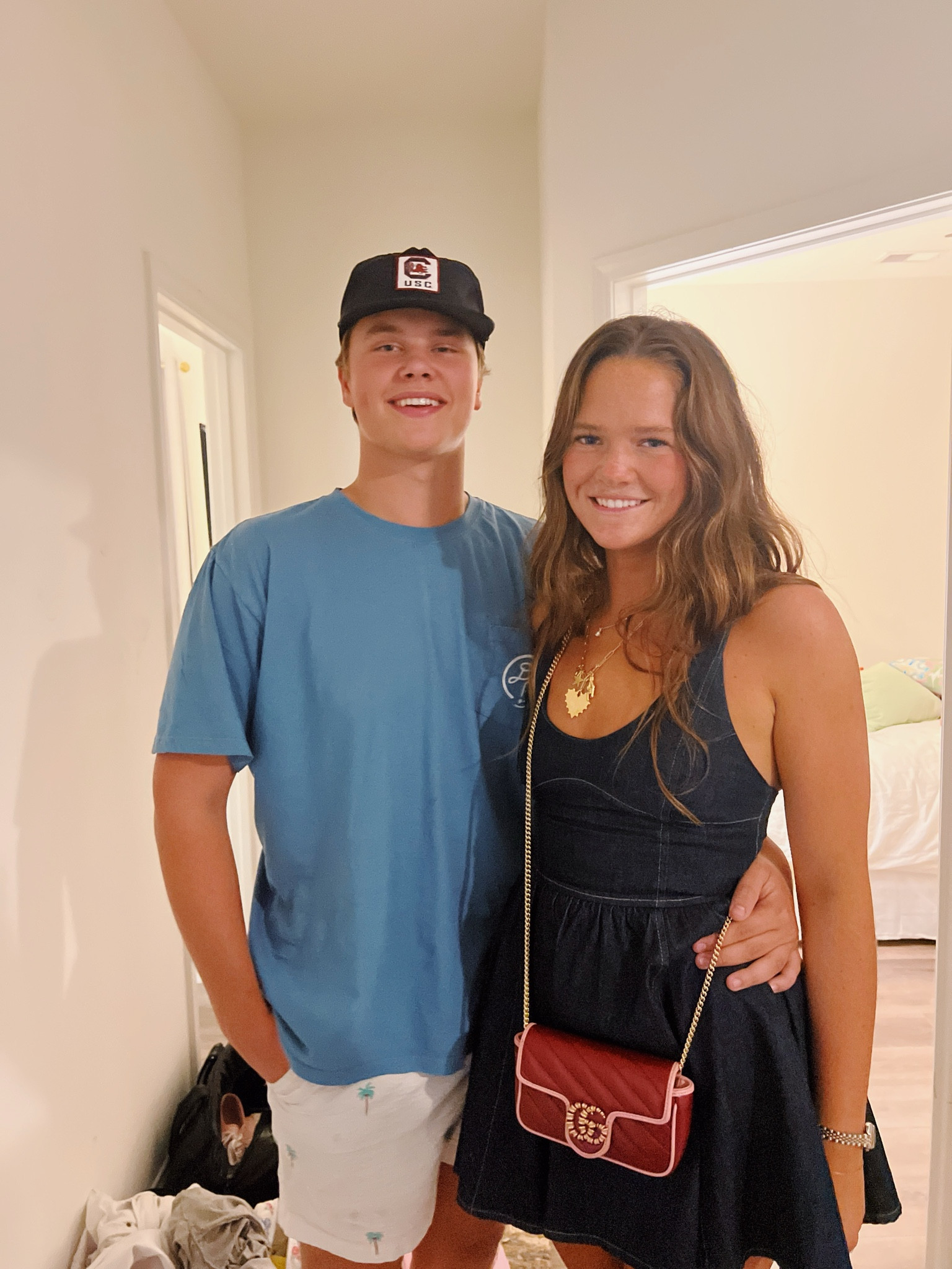 It's Denim Season !👖💙🧢🥶
The dress i have on is zara But im linking but favorite denim dresses that i wish i could buy RIGHT NOW!!!! I might have to buy a few bc they’re all my favorite brands and a lot of denim is on sale right now !!! 



#denim #fallstyle #denimdress #darty #fridaynight #zara #college #goingoutinspo #collegeoutfits #ootd

#LTKParties #LTKFindsUnder100 #LTKSeasonal