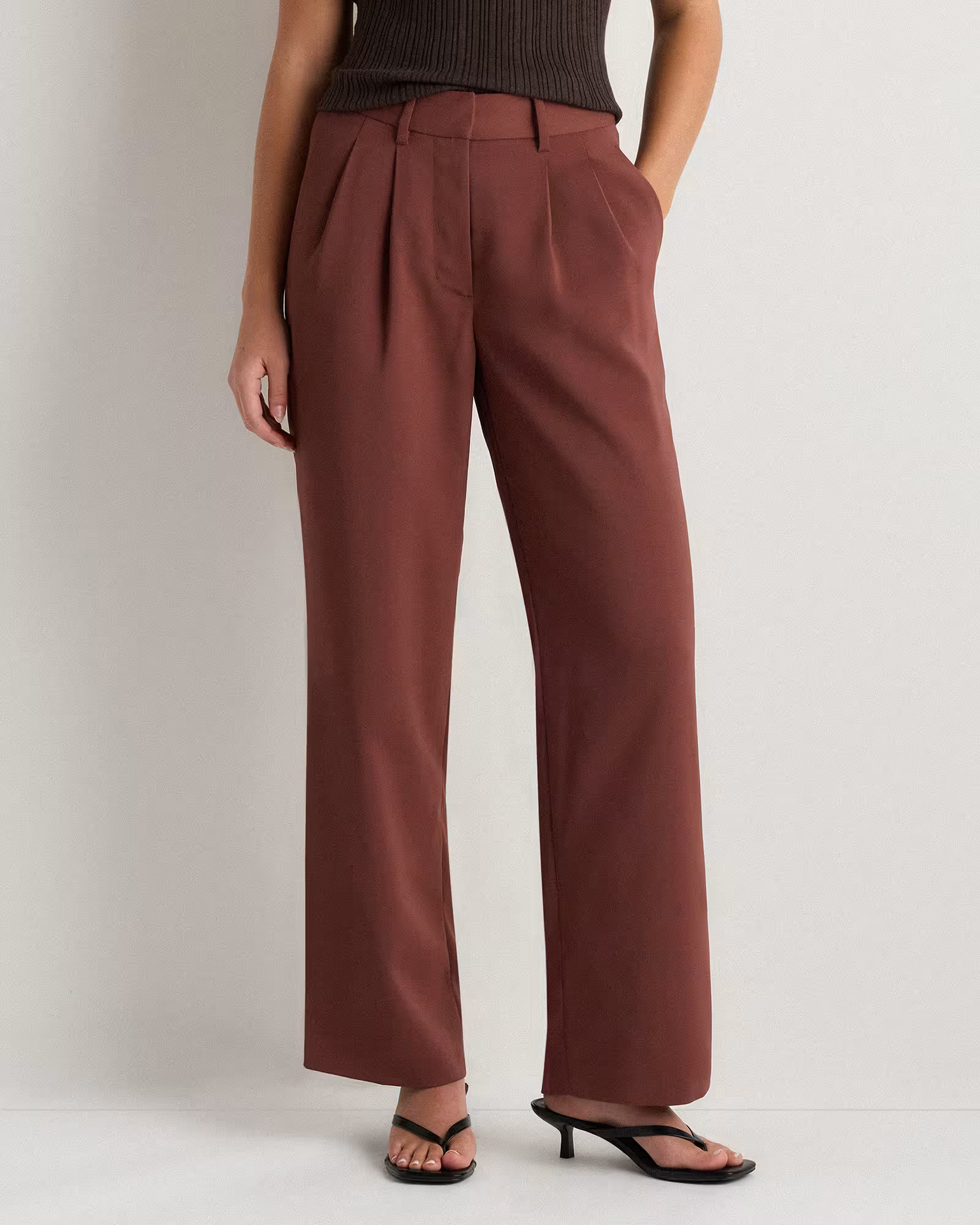 Stretch Crepe Pleated Wide Leg Pants | Quince